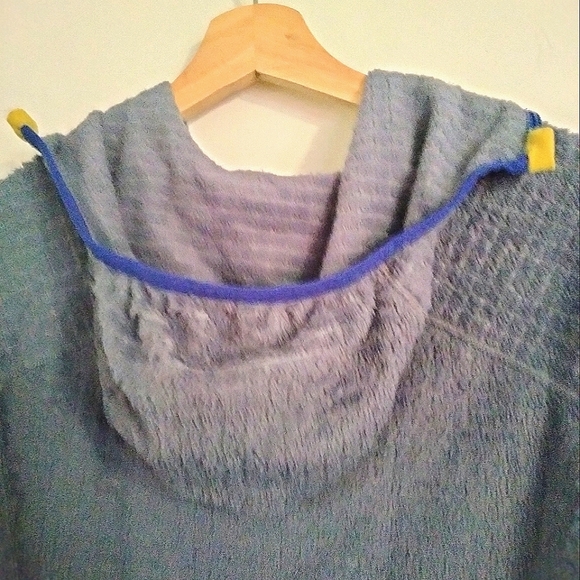 Patagonia Jacket Size Extra Small XS Reversible Blue Yellow Zip Sweatshirt - Picture 3 of 8